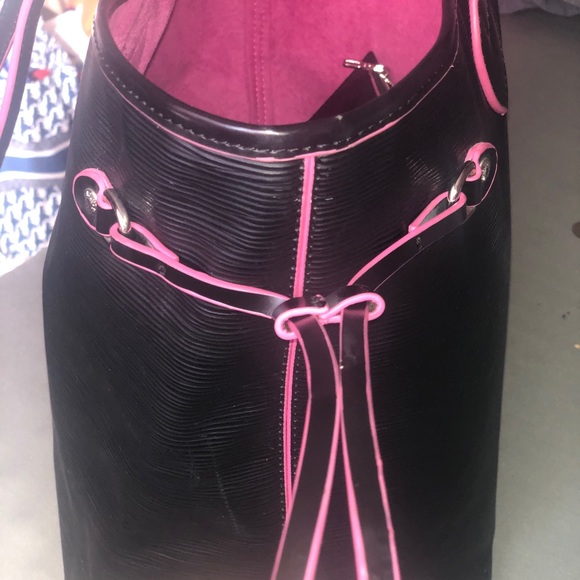 Epi Louis Vuitton - Picture 5 of 8